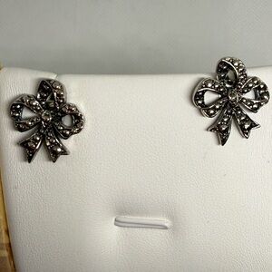Vintage silver tone bow earrings for pierced ears women’s costume jewelry